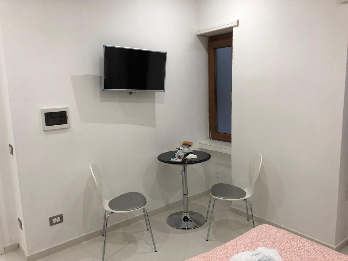 Rita A Trastevere Рим Экстерьер фото